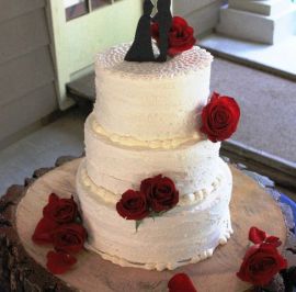 Rustic red roses & lace doilie topper